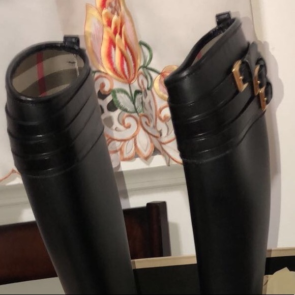 Burberry rain boots black with gold buckles. - Picture 3 of 3